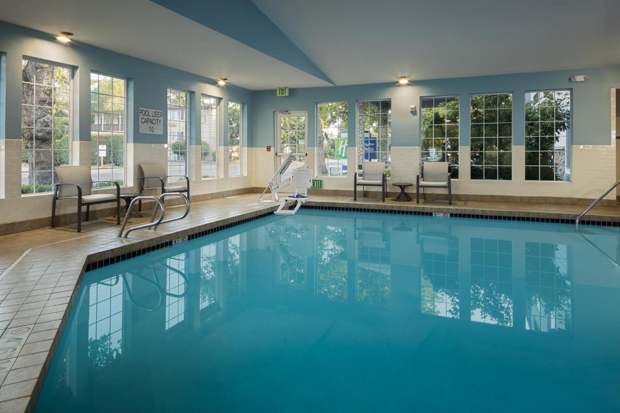 Holiday Inn Express Corvallis-On The River By Ihg מראה חיצוני תמונה