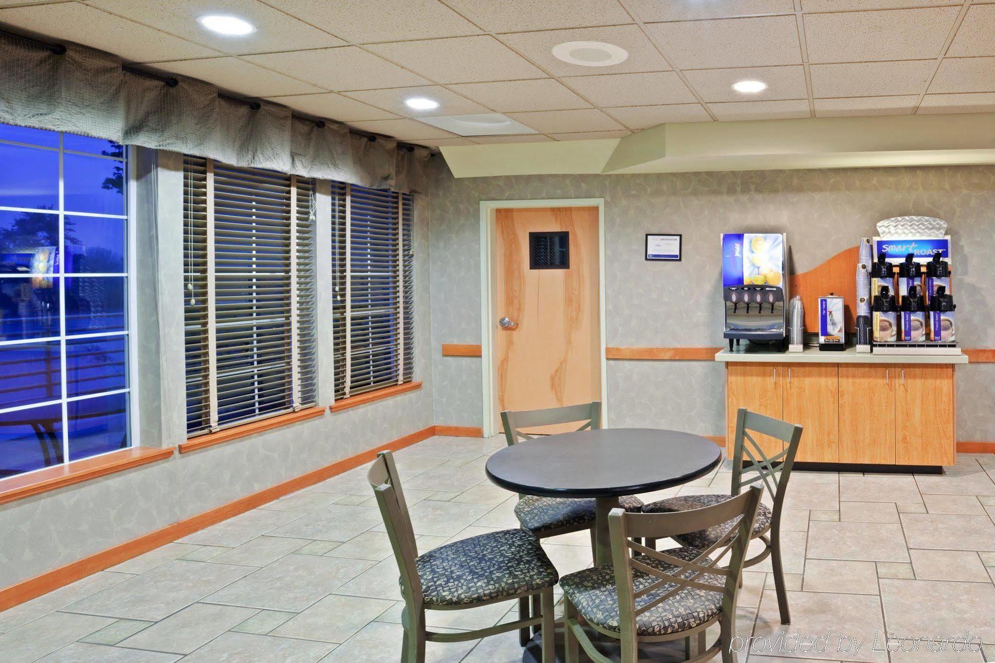 Holiday Inn Express Corvallis-On The River By Ihg מסעדה תמונה